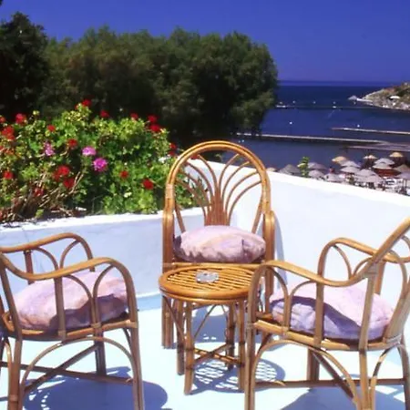 Peda Blue Beach מלון 3*